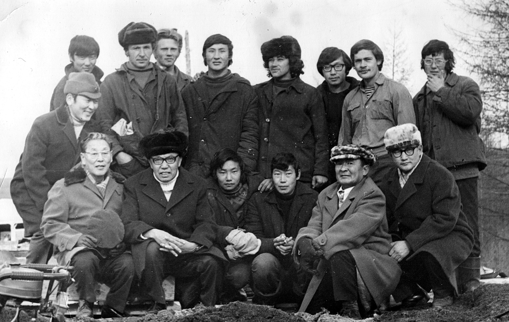 С народными писателями Якутии. Тында, октябрь 1974