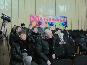 Шахтеры слушают, но не торопятся (2)