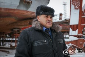 Азаров