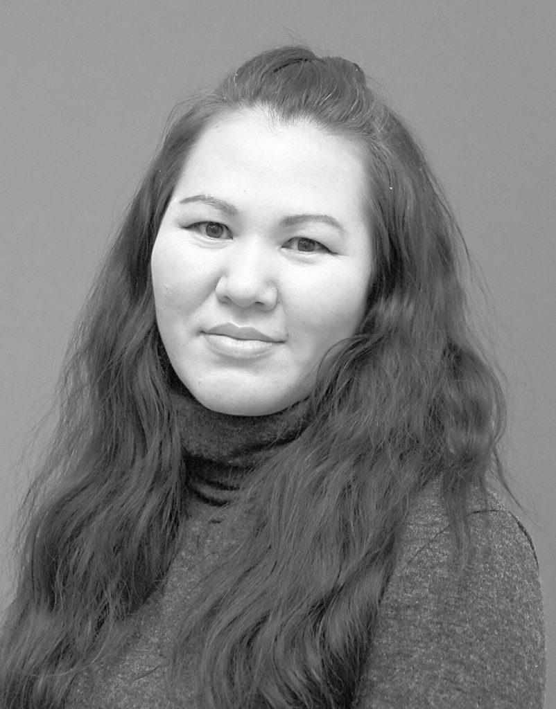 Маша Павлова чб