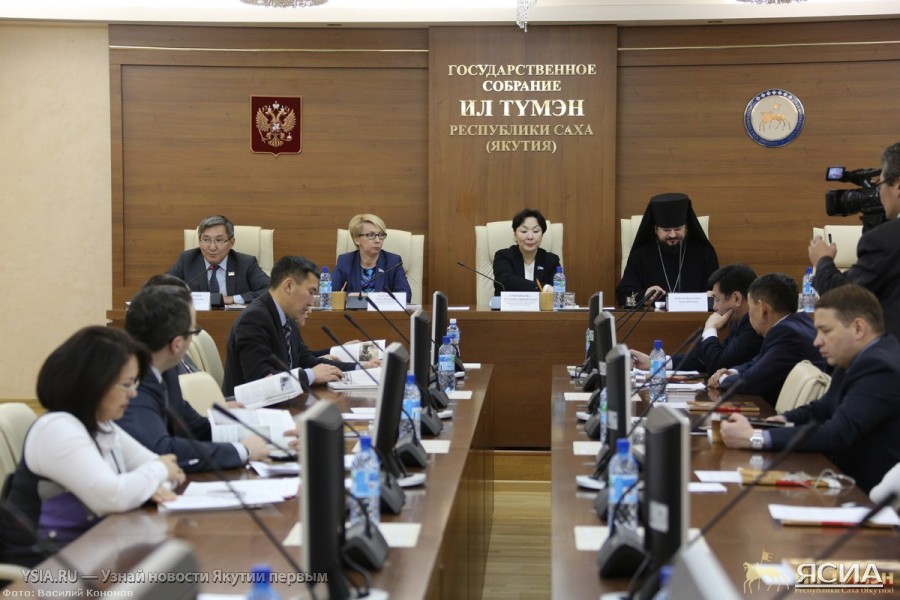 В парламенте Якутии прошли Рождественские встречи