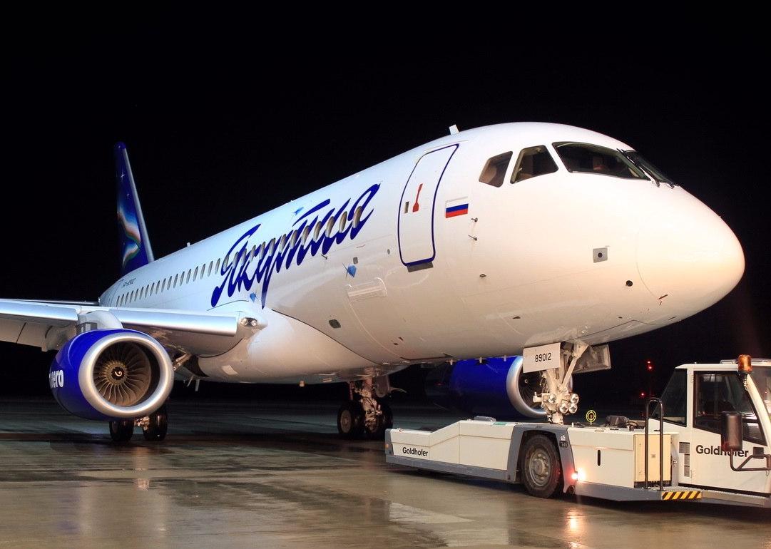 Наши в Сингапуре: Авиакомпания «Якутия» представила Sukhoi Superjet 100 на международной выставке (ВИДЕО)
