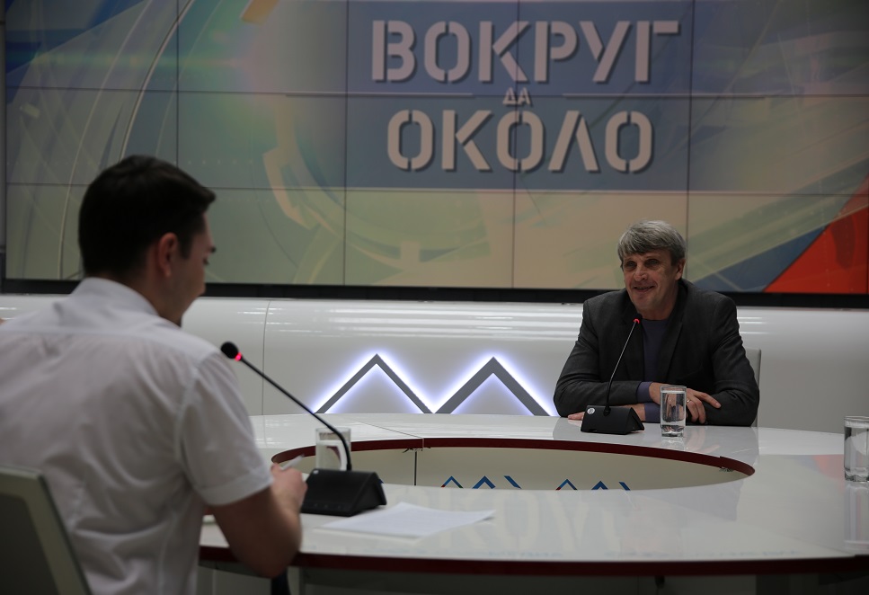 «Вокруг да около». Александр Подголов о дипломе, выборах и «Единой России» (ВИДЕО)