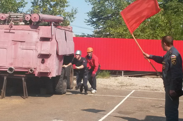 В Алдане прошли соревнования по пожарно-прикладному спорту