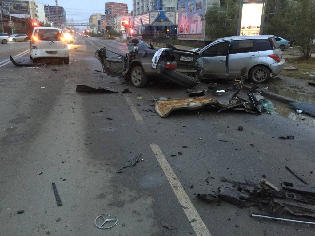 В Якутске по вине пьяного водителя погибли двое