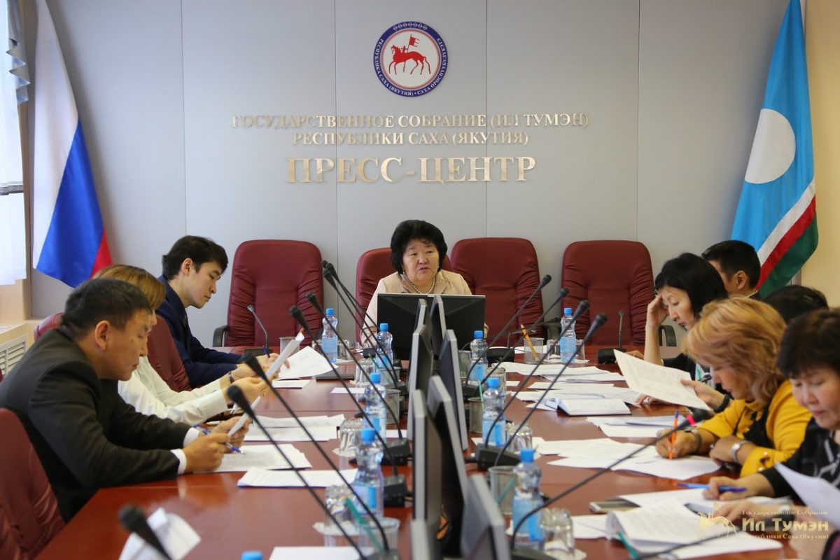 Ил Тумэн проверит ход исполнения в Якутии республиканского закона о родовых кочевых общинах КМНС