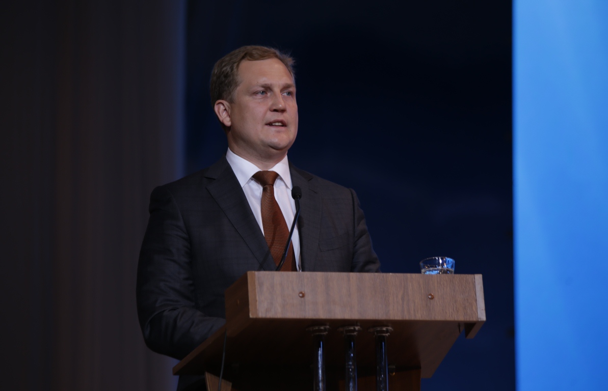 Владимир Емельянцев рассказал о социально-экономическом развитии Арктической зоны