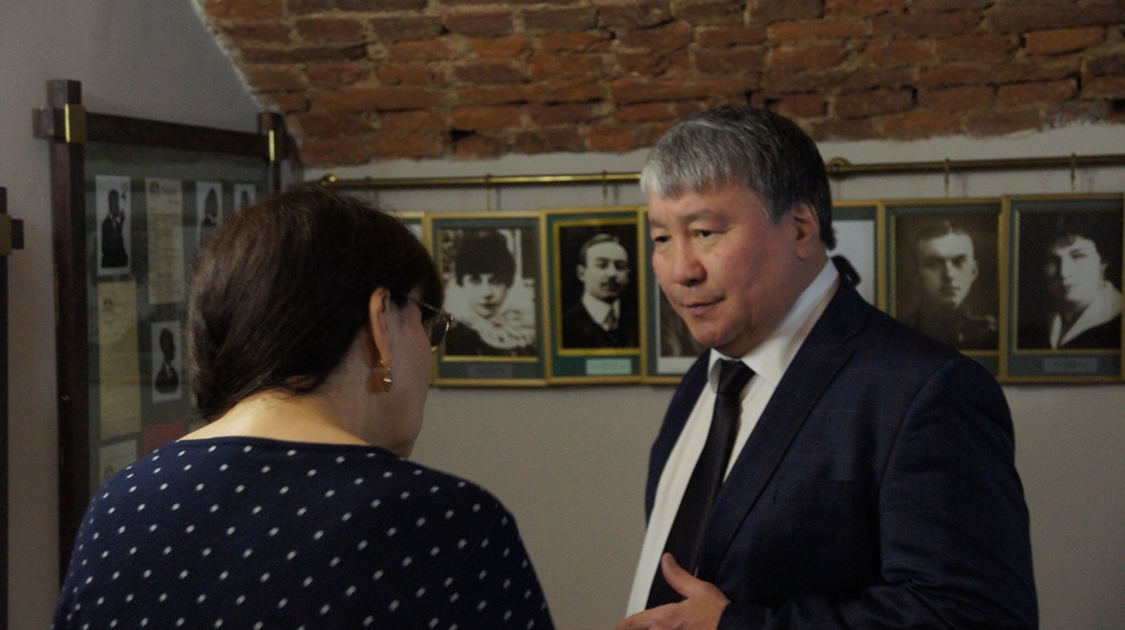 В легендарном арт-клубе Санкт-Петербурга установят портрет В.Никифорова-Кюлюмнюр