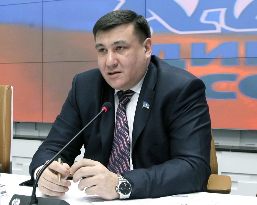 Александр Ноговицын покинет пост генерального директора ГУП «ЖХК РС(Я)»