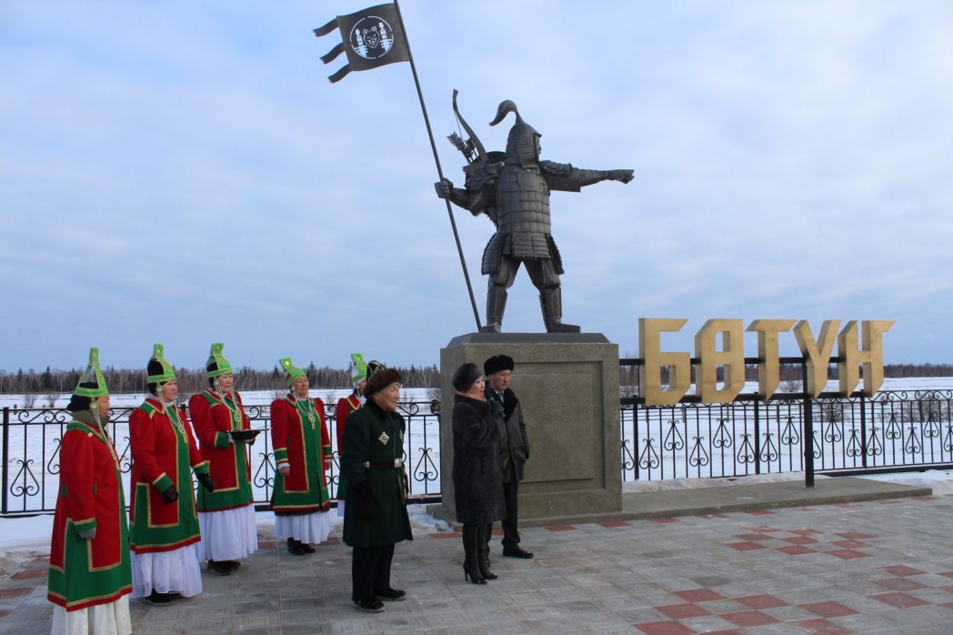 Намский улус. Намский улус достопримечательности. Столбы (Намский улус). Намцы Якутия. Бютяй Юрдя Намский улус.