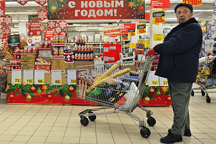 К Новому году эксперты прогнозируют традиционный рост цен на продукты питания