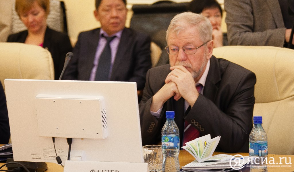 Эксперт Виктор Фаузер: Якутии необходимо вдвое снизить миграцию населения