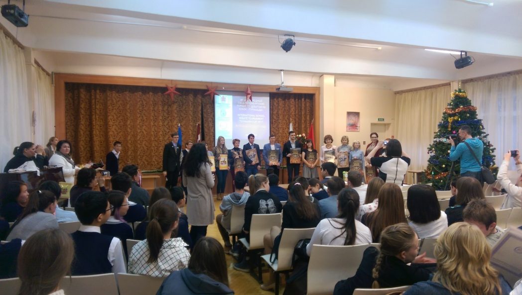 Состоялся Саха-Петербургский турнир по дебатам среди школьников