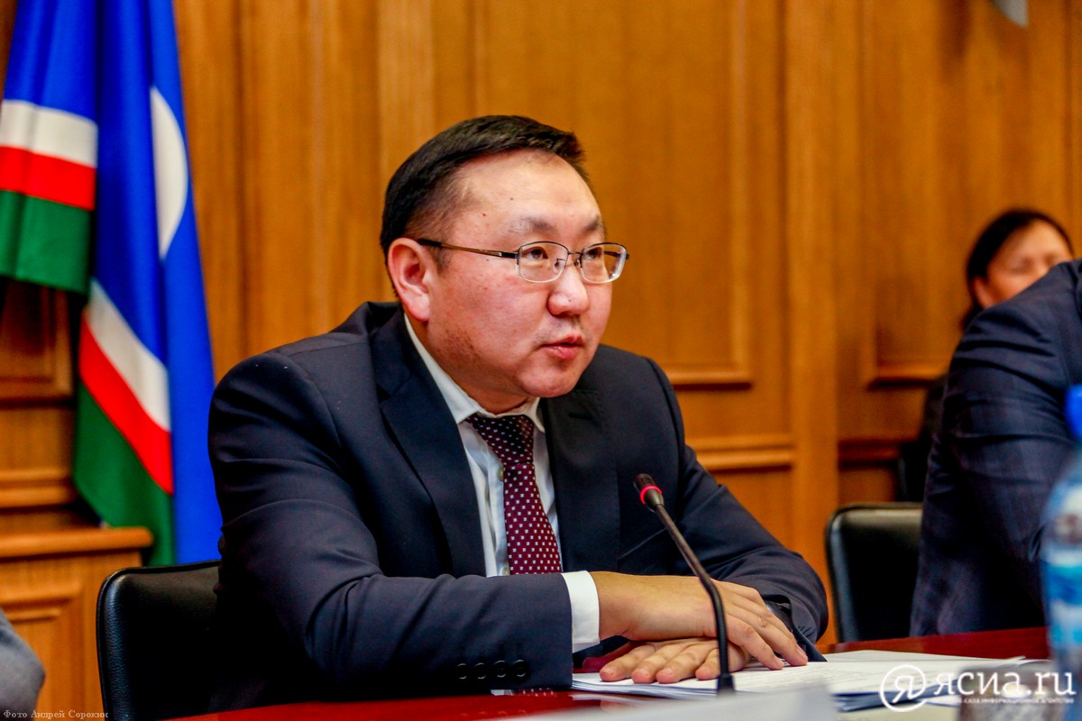 Председатель правительства якутии. Зампредседателя правительства Якутии 2016 год.