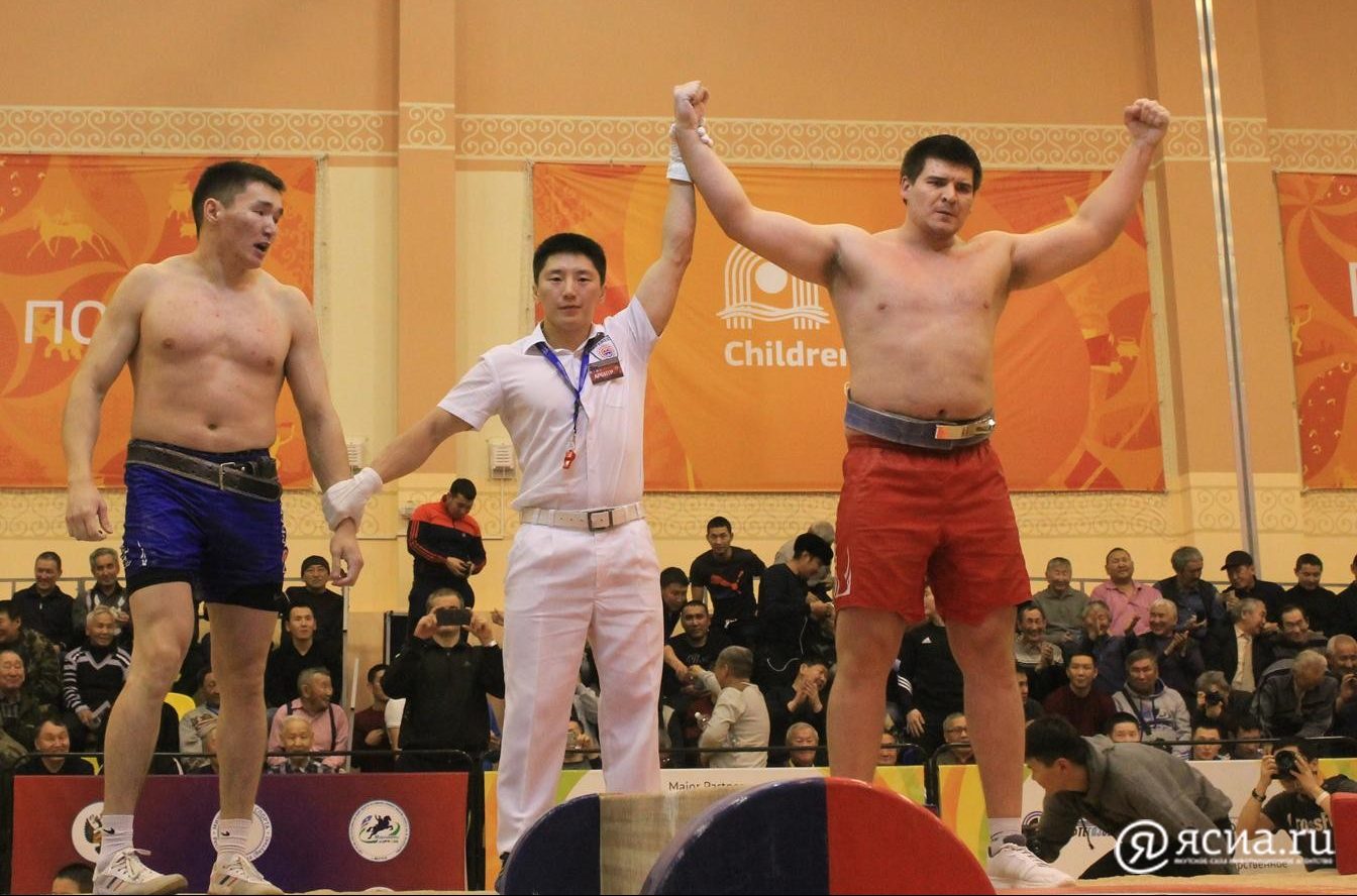 Двое якутян отправились на абсолютный чемпионат мира по мас-рестлингу