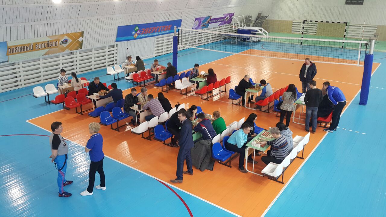 Железнодорожники выясняли лучших по игре в шашки и шахматы
