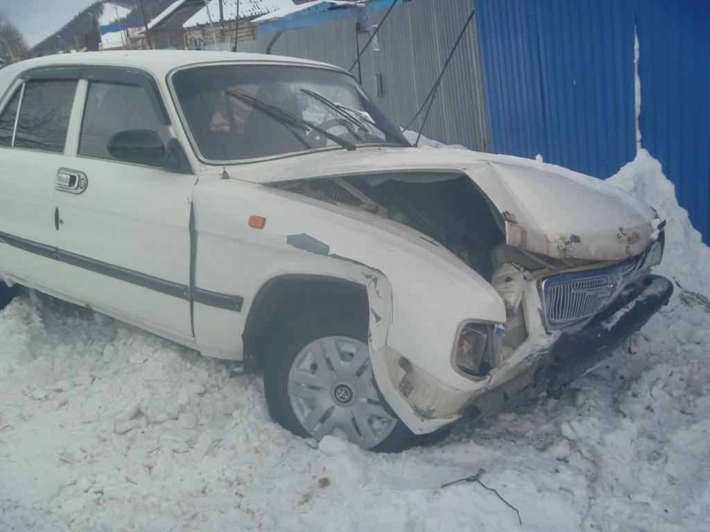 В Табаге пьяный водитель врезался в забор жилого дома