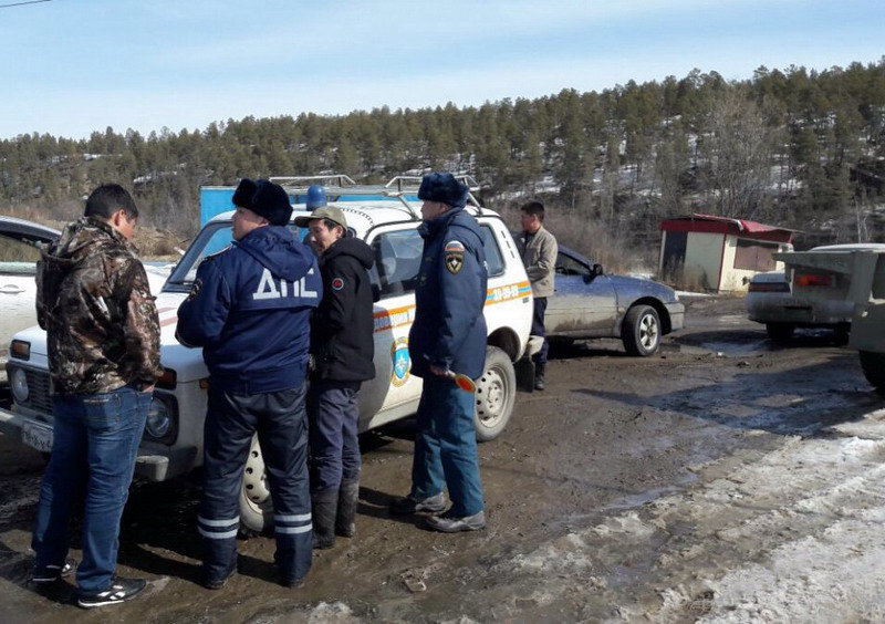 В Якутии продолжается акция «Безопасный лед»