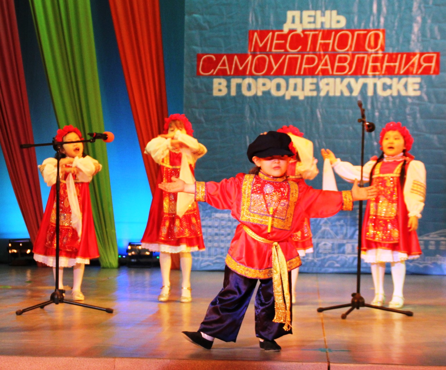 В Якутске проходит фестиваль детского творчества