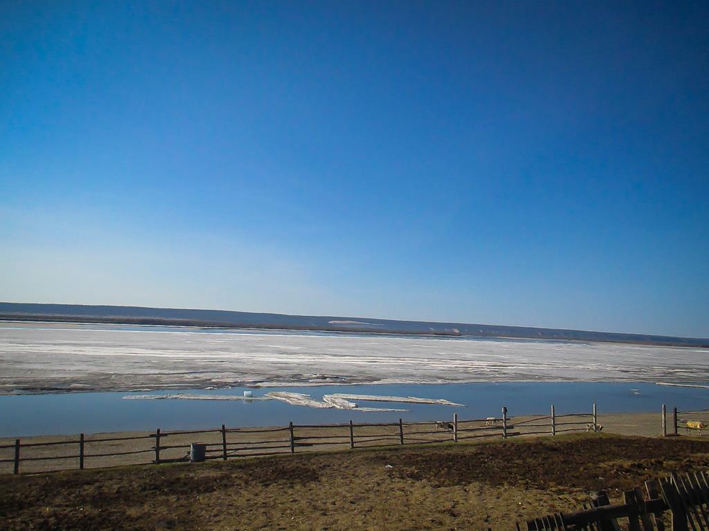 МЧС Якутии предупреждает о тонком льде