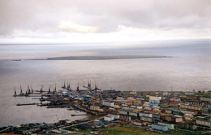 В Булунском районе очистят побережье бухты Тикси
