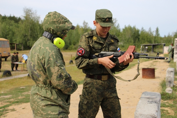 В Якутии отдел спецназа подготовил детей к Всероссийской военно-спортивной игре «Победа»
