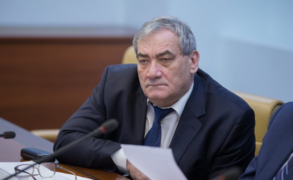 Вячеслав Штыров стал прототипом героя политического детектива «Дуэль алмазных резидентов»