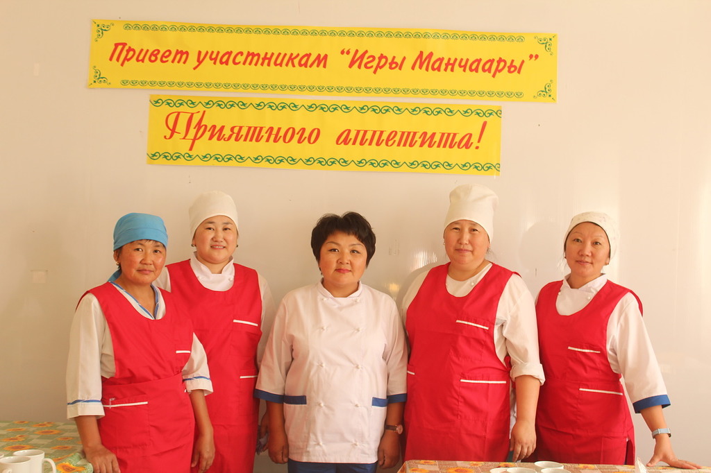 Манчаары Оонньууларыгар кытта сылдьар спортсменнары тотоойутук аһаталлар