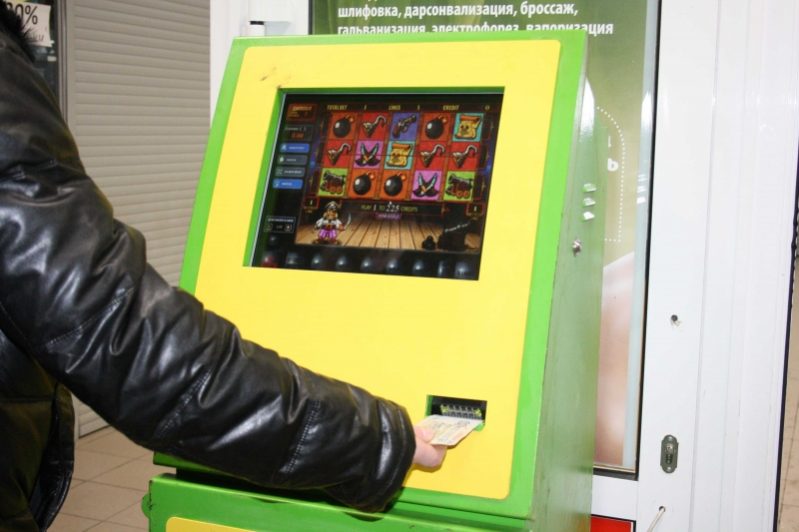 Полиция Якутска начала изымать замаскированные под терминалы оплаты игровые автоматы