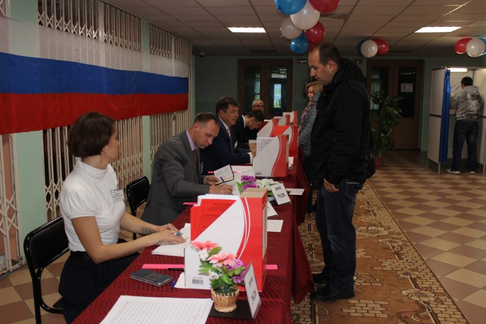 Жители Удачного на выборах поддержали Артура Приходько