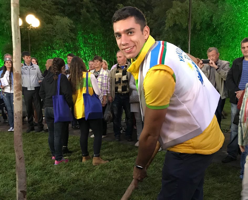 Якутянин Максим Сорочинский принял участие в посадке эвкалипта мира на ВФМС в Сочи