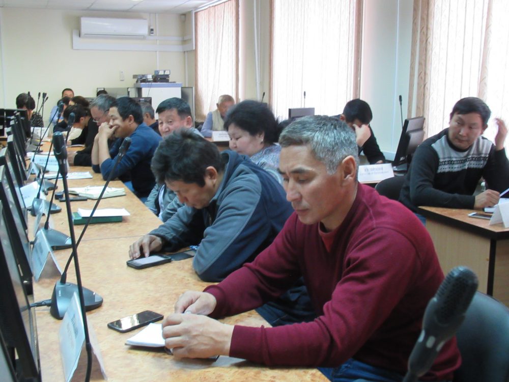 Мэҥэ Хаҥаластар кыстыгы туоруурга күүһү-көмөнү түмэллэр
