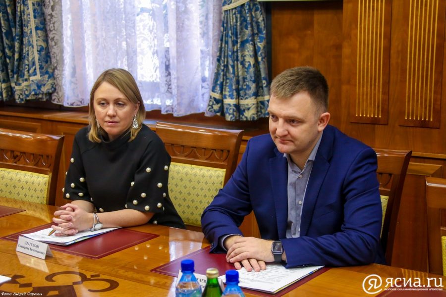 Александр Бугаев отметил успехи Якутии в реализации молодежной политики