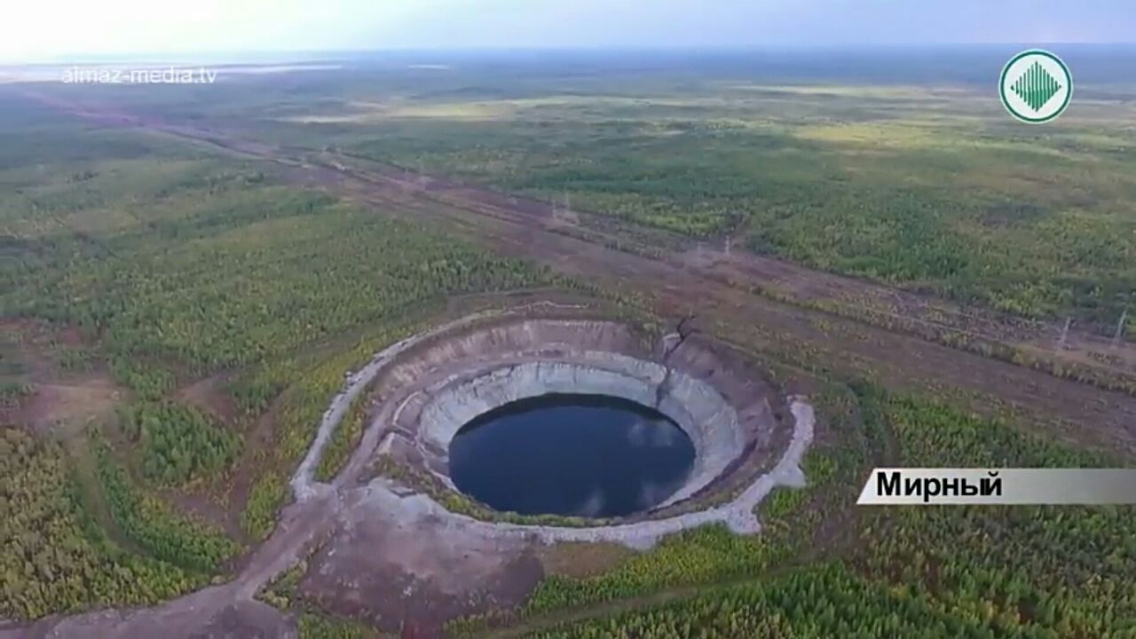 Якутск радиация. Мирнинское месторождение. Якутия алмазный край. Геологи АЛРОСА. Мирнинский район РСЯ.