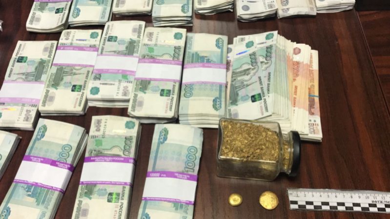 Полицейские изъяли золото на сумму более 7 миллионов рублей