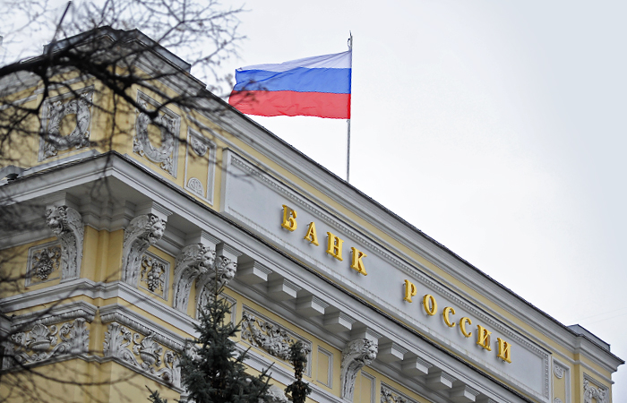 Путин заверяет, что никаких нарушений законности в деятельности ЦБ до сих пор не выявлено