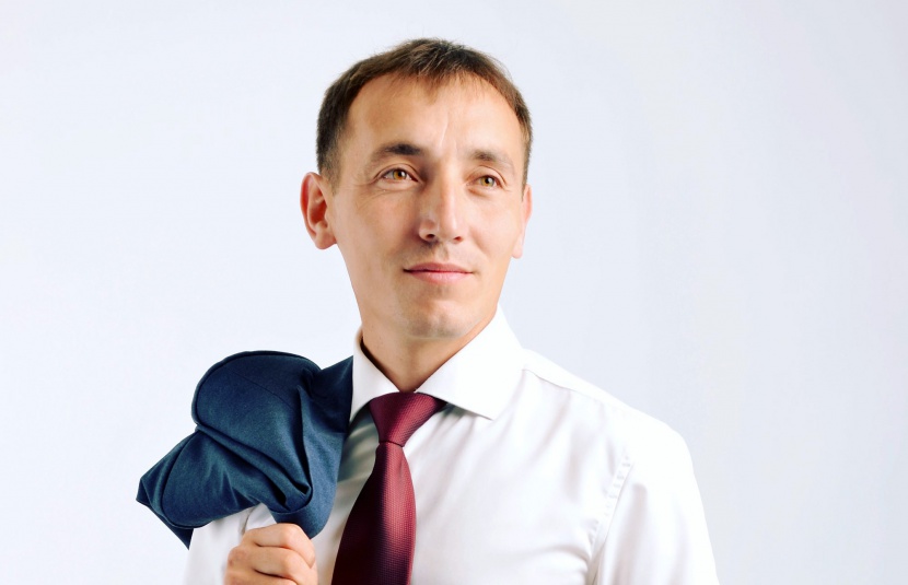 Победу на выборах мэра Нюрбы, по предварительным данным, одержал Александр Иванов