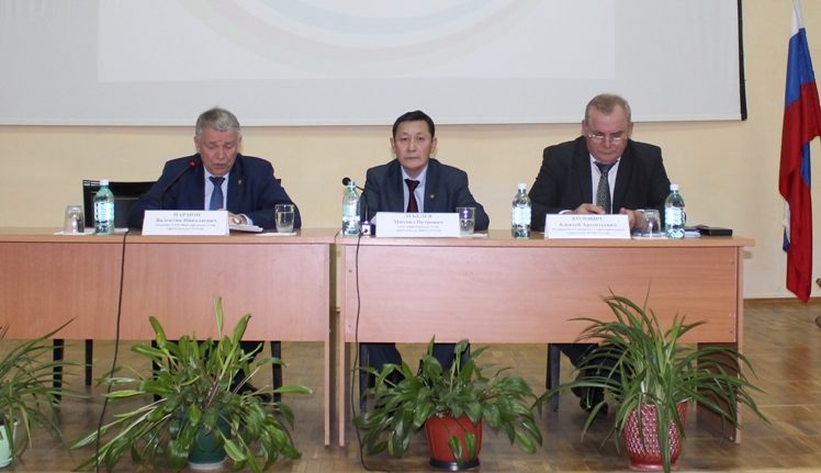 Председатель СО РАН встретился с научной общественностью Якутии