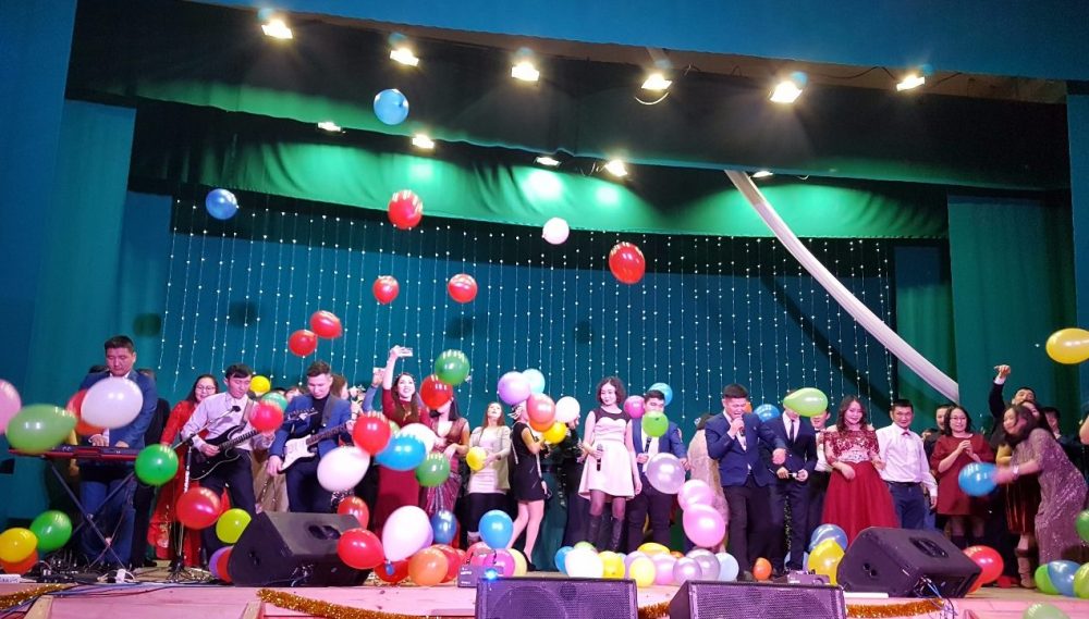 Үөһээ Бүлүүгэ ыччат баалыгар сыл бастыҥнарын быһаардылар