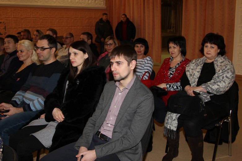Удачнинцы пожаловались отсутствие врачей, работу почты, Сбербанка и дороги
