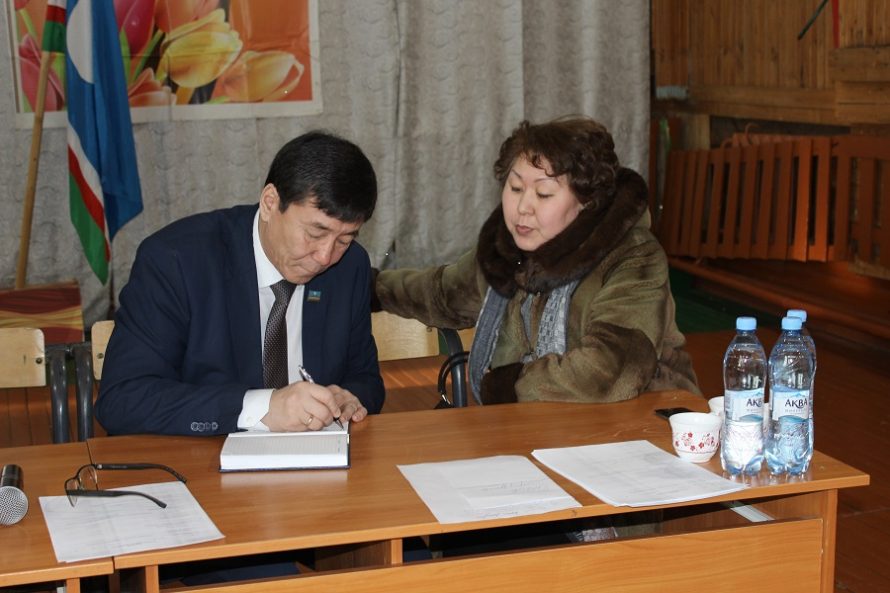 Во 2 Нерюктяйе проблемы строительства социальных объектов на первом плане