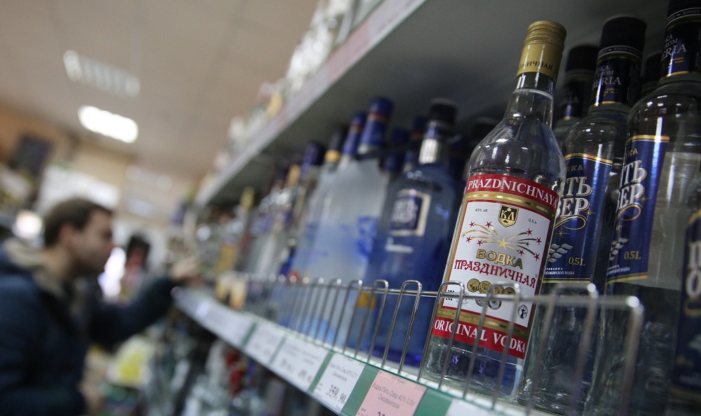 Продажу алкоголя запретили в восьми наслегах республики