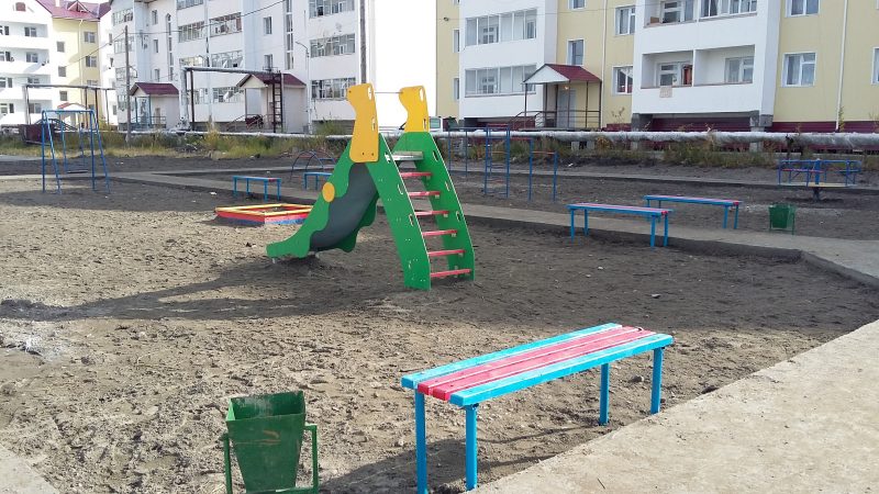 Благоустройство поселка Зырянка продолжается