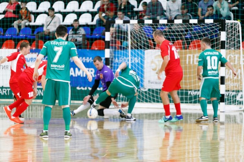 «Алмаз» и «Заря» одержали победы