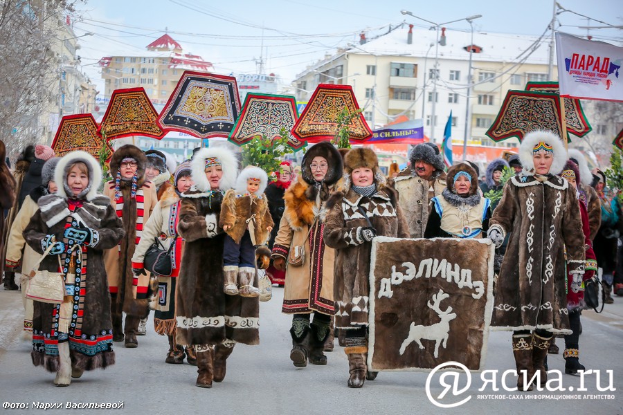 Топ-10 новостей: Открытие катка, новый министр и шествие народных мастеров