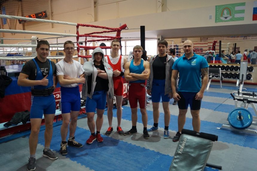 Мирнинский пауэрлифтинг: спорт сильных
