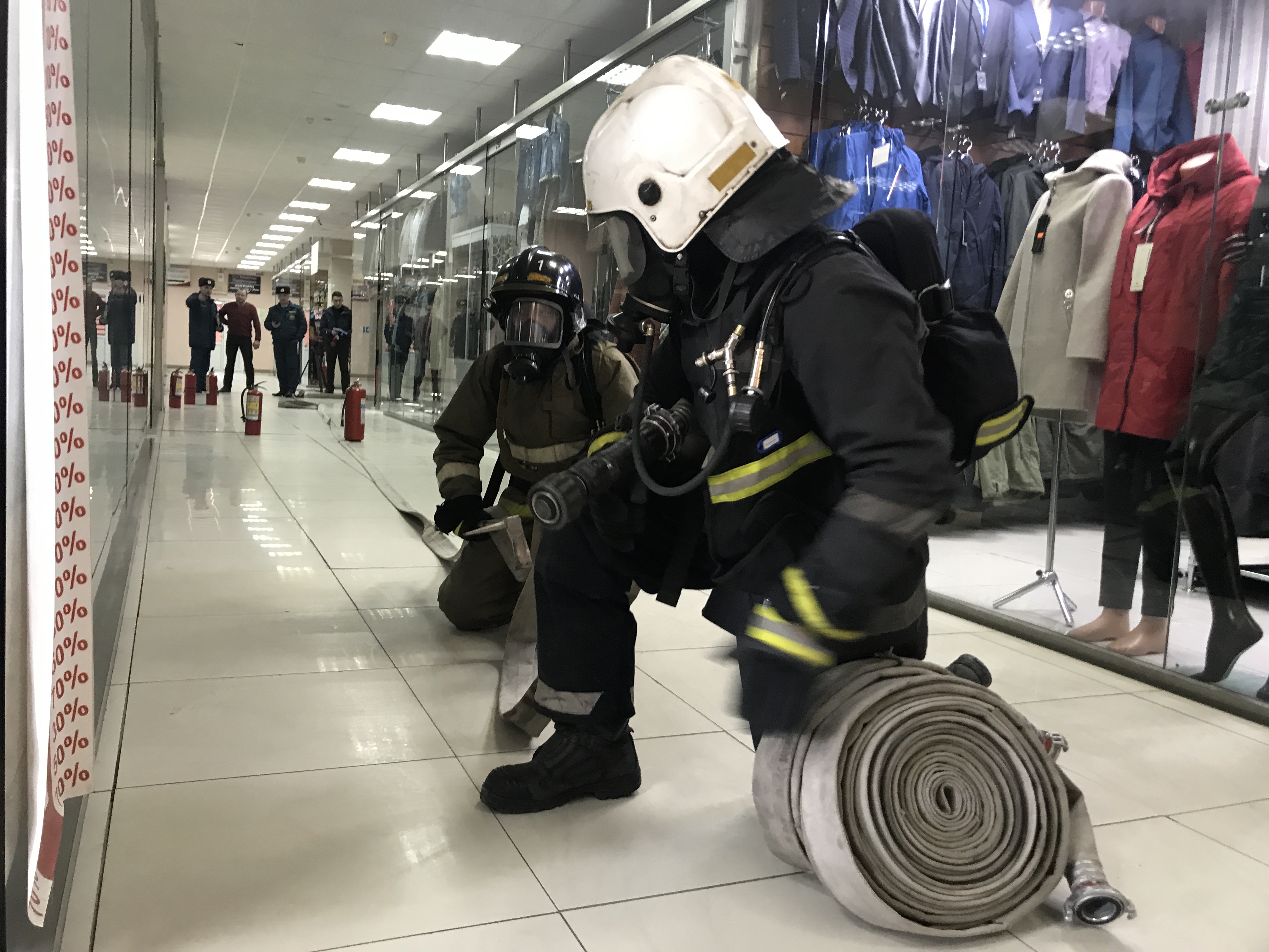 В Якутске в торговом комплексе «Гранд Сити» прошли пожарно-тактические учения