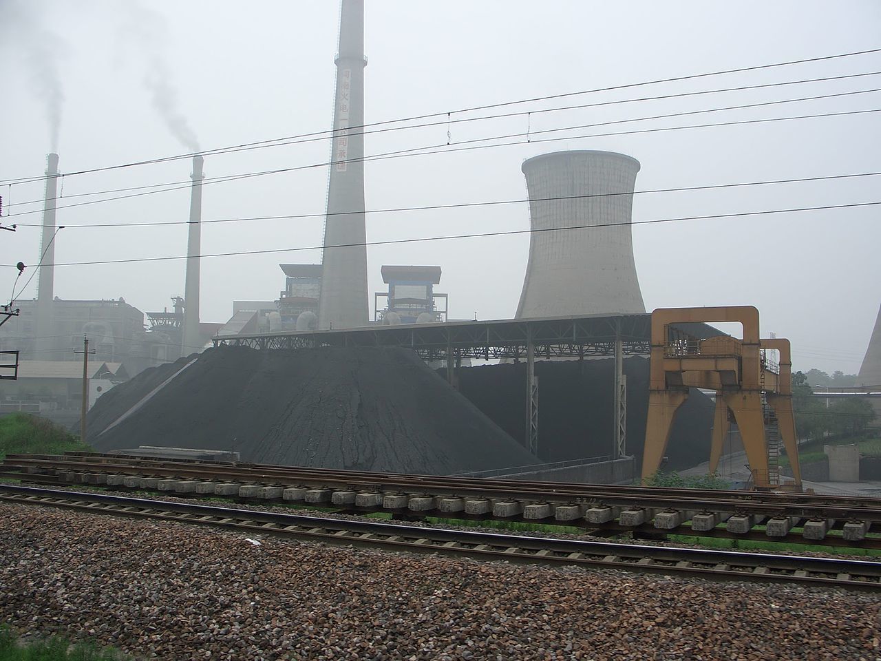 С 2021 года все промышленные предприятия должны перейти на экологичные технологии